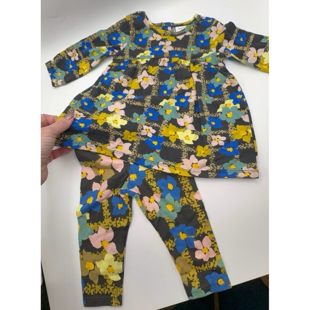 NEW infant girls size 6 months two piece Nordstrom outfit.